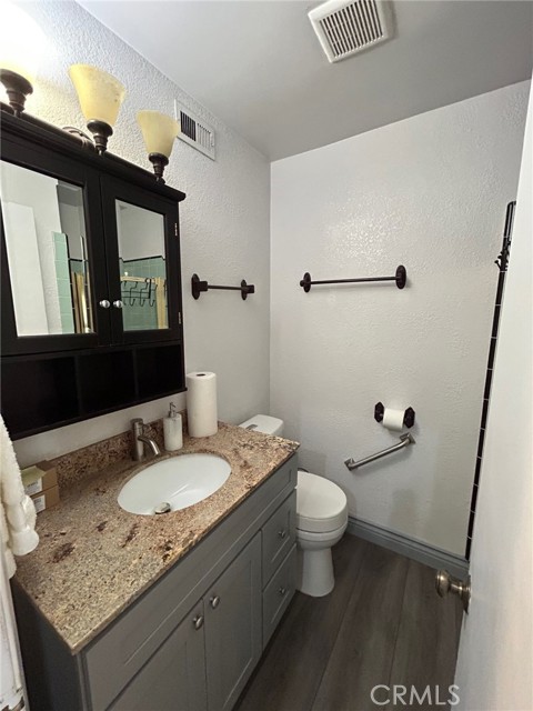 Detail Gallery Image 7 of 20 For 17513 Keene Ave, Carson,  CA 90746 - 4 Beds | 2 Baths