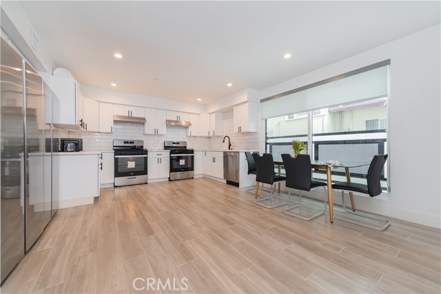 Detail Gallery Image 2 of 12 For 5654 La Mirada Ave, Los Angeles,  CA 90038 - 1 Beds | 1 Baths