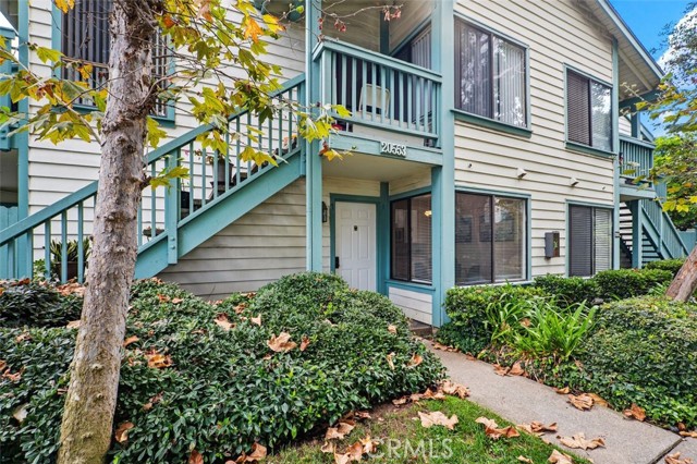 20553 Vermont S Avenue, Torrance CA: https://media.crmls.org/medias/f1d48a1b-083c-4ee6-96b4-e211ca724ebc.jpg