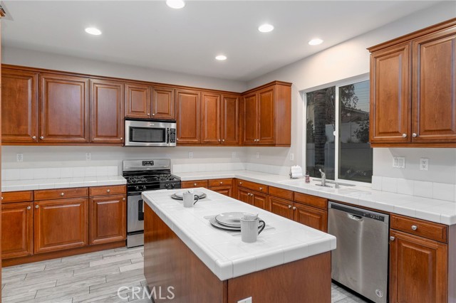 11220 Casper, Beaumont CA: https://media.crmls.org/medias/f1d53e78-5d88-4dfb-b052-cd26e78ece16.jpg