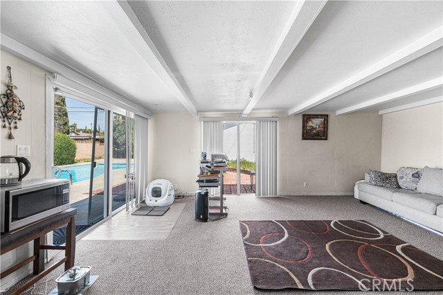 7948 Fallbrook Ave, West Hills CA: https://media.crmls.org/medias/f1d5e529-0199-4b4b-9355-4df338f89bf5.jpg