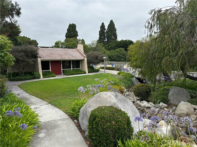 Detail Gallery Image 37 of 45 For 18598 Creek Ln, Huntington Beach,  CA 92648 - 3 Beds | 2/1 Baths