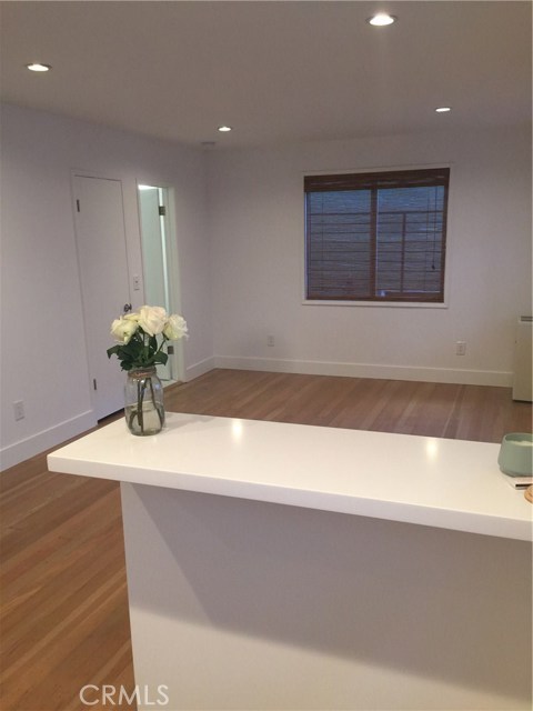 201 42nd Street, Manhattan Beach, California 90266, ,Residential Income,Sold,42nd,SB17238699