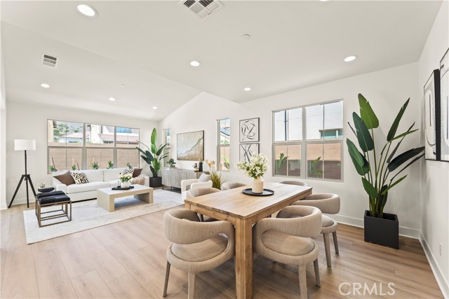 Detail Gallery Image 13 of 51 For 173 Somera, Irvine,  CA 92602 - 4 Beds | 3/1 Baths