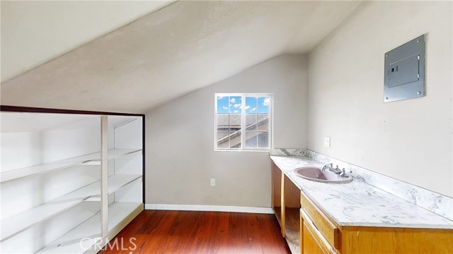 1638 W 51st Street, Los Angeles CA: https://media.crmls.org/medias/f1d75c54-7aee-4c86-8ac2-e915a8880643.jpg