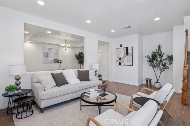 Detail Gallery Image 5 of 29 For 125 Diamond St #H,  Arcadia,  CA 91006 - 4 Beds | 3 Baths