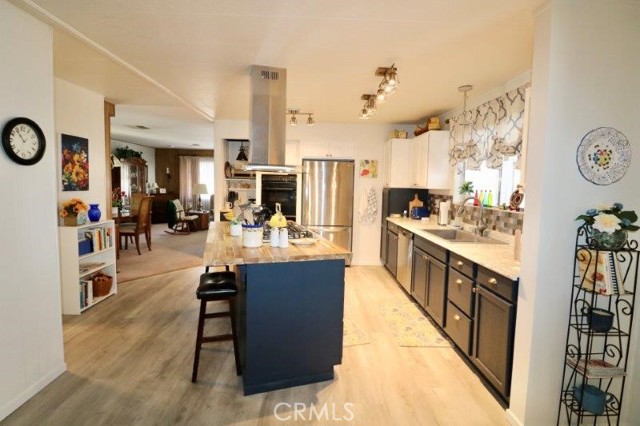 Detail Gallery Image 23 of 46 For 12726 Lake Forest Dr #25,  La Mirada,  CA 90638 - 2 Beds | 2 Baths