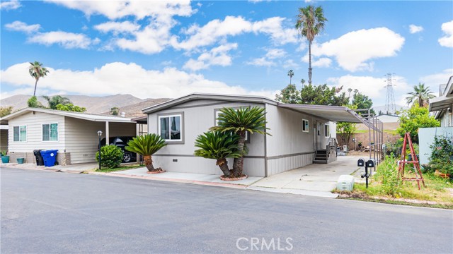 4041 Pedley Road, Jurupa Valley CA: https://media.crmls.org/medias/f1d870f5-47fb-44f6-9133-adbeb8888e71.jpg