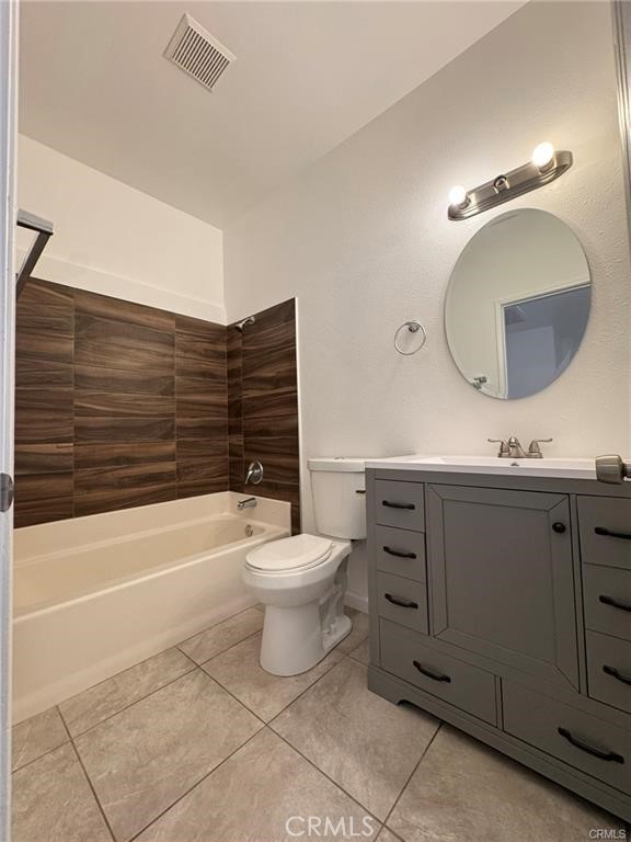 1081 E Grand Avenue, Pomona CA: https://media.crmls.org/medias/f1d8cb77-000e-426c-8b2c-5f5d896a642b.jpg