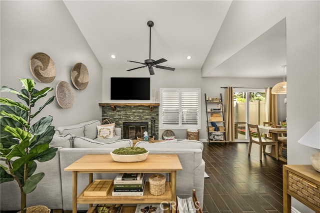 Detail Gallery Image 16 of 40 For 6045 Nantucket, Yorba Linda,  CA 92887 - 2 Beds | 2/1 Baths