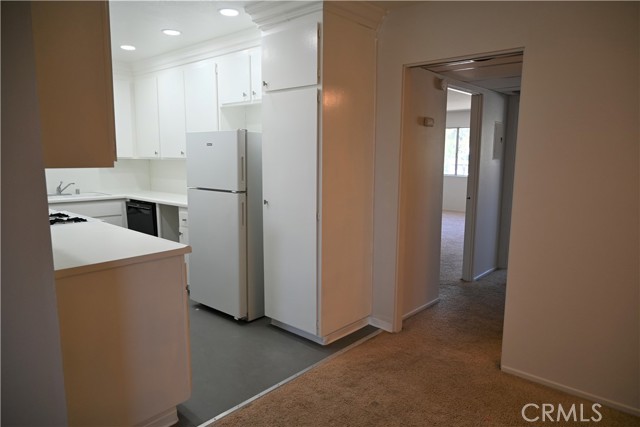 Detail Gallery Image 9 of 27 For 497 S El Molino Ave #306,  Pasadena,  CA 91101 - 2 Beds | 2 Baths