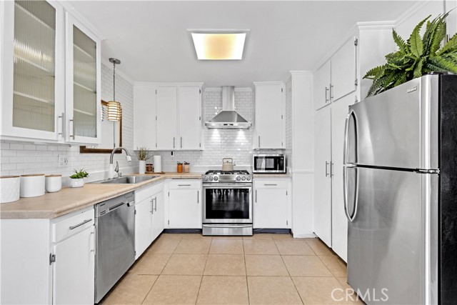 Detail Gallery Image 7 of 21 For 22902 Bonita Ln #1,  Lake Forest,  CA 92630 - 3 Beds | 2 Baths
