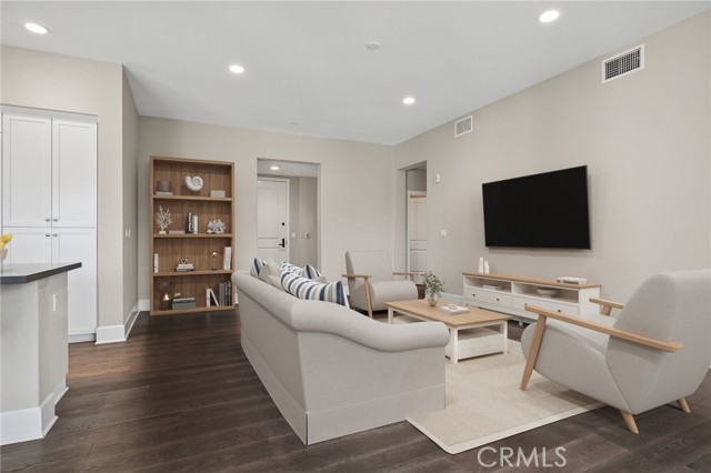 Detail Gallery Image 11 of 52 For 23500 Park Sorrento #H32,  Calabasas,  CA 91302 - 2 Beds | 2/1 Baths