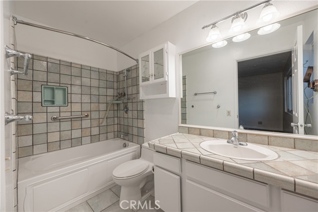 Detail Gallery Image 17 of 20 For 1344 5th St #17,  Glendale,  CA 91201 - 2 Beds | 2 Baths