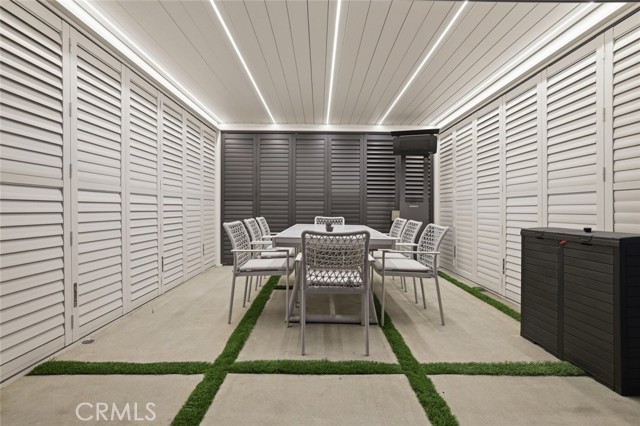 Detail Gallery Image 47 of 64 For 4926 Greenbush Ave, Sherman Oaks,  CA 91423 - 4 Beds | 3 Baths