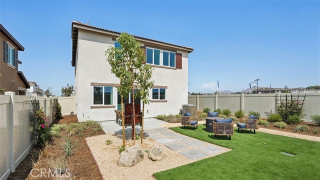 MODEL HOME BACK YARD
