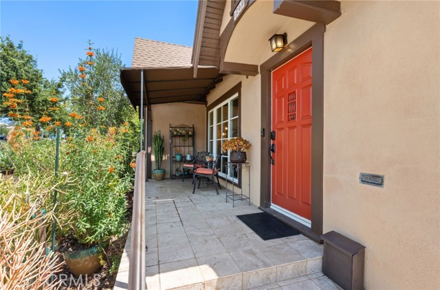 Detail Gallery Image 4 of 34 For 1260 Sinaloa Ave, Pasadena,  CA 91104 - 4 Beds | 2 Baths