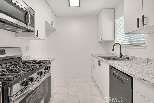 Detail Gallery Image 8 of 45 For 8990 19th St #201,  Rancho Cucamonga,  CA 91701 - 1 Beds | 1 Baths