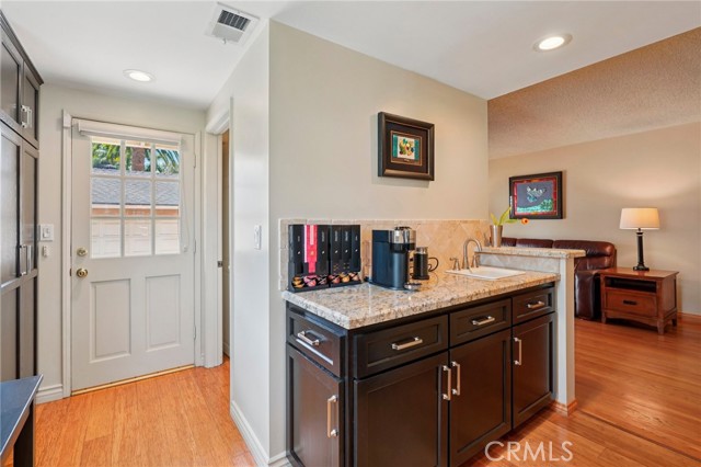 Detail Gallery Image 5 of 12 For 13506 Valna Dr, Whittier,  CA 90602 - 3 Beds | 2/1 Baths