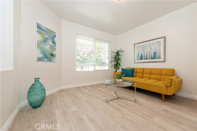 10 Windsong, Irvine CA: https://media.crmls.org/medias/f1dcbc98-c165-4bfb-ba2c-b8523a19d593.jpg