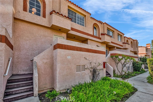 3101 Plaza Del Amo, Torrance CA: https://media.crmls.org/medias/f1dd0a0b-8a2c-44fe-8997-70739318d740.jpg