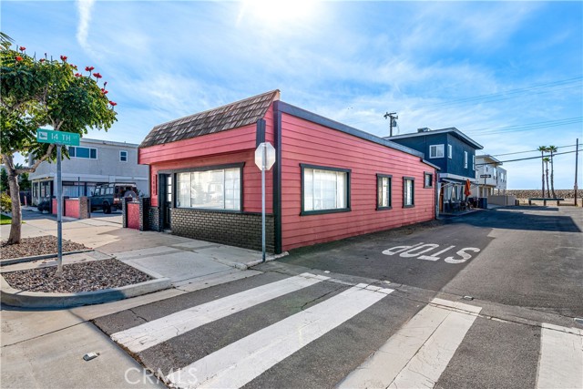 Detail Gallery Image 4 of 9 For 1400 Ocean, Seal Beach,  CA 90740 - – Beds | – Baths