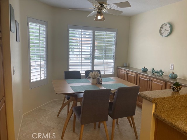 Detail Gallery Image 14 of 30 For 344 Vista Royale Dr, Palm Desert,  CA 92211 - 3 Beds | 2/1 Baths