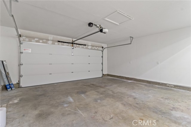 Detail Gallery Image 30 of 40 For 2116 Edam, Lancaster,  CA 93536 - 3 Beds | 2 Baths