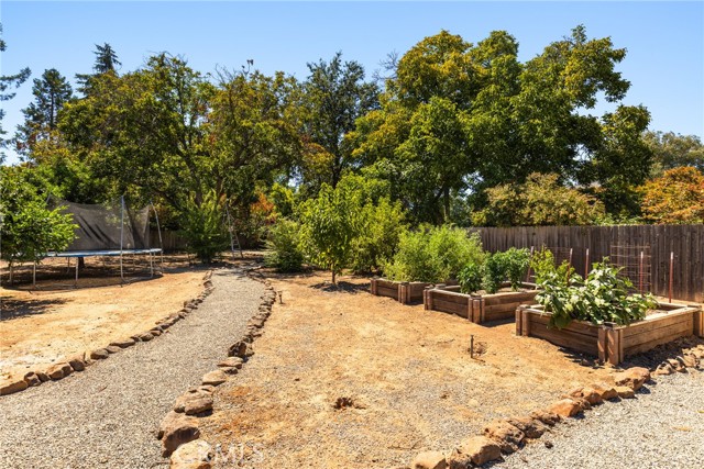 Detail Gallery Image 46 of 71 For 650 Crimson Ct, Chico,  CA 95973 - 4 Beds | 2/1 Baths