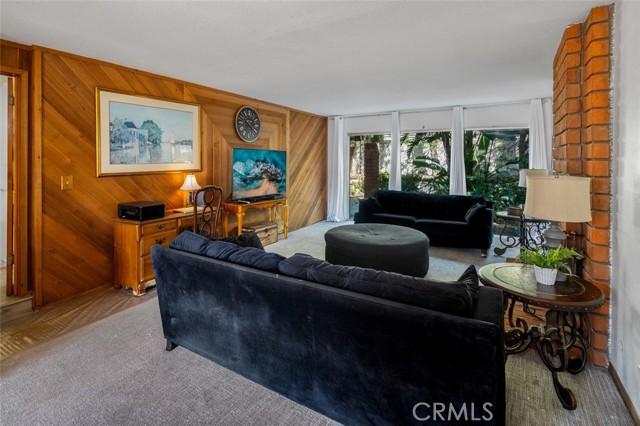 15232 Lille Circle, Irvine CA: https://media.crmls.org/medias/f1df7175-1776-4825-aec0-cdf54d95841a.jpg