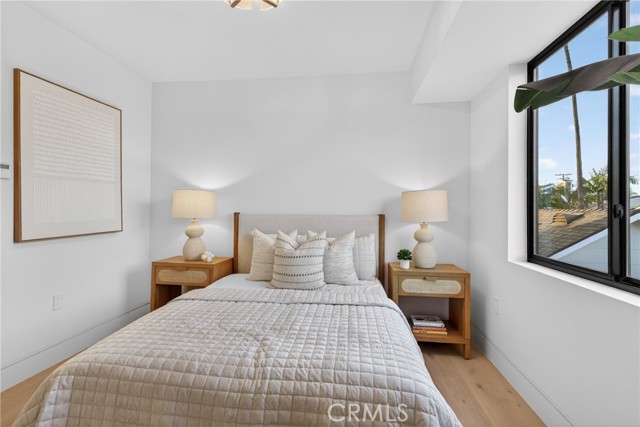 Detail Gallery Image 26 of 58 For 520 11th St, Huntington Beach,  CA 92648 - 3 Beds | 3/1 Baths