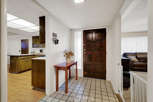 Detail Gallery Image 5 of 24 For 2037 S Geo Wash, Yuba City,  CA 95993 - 3 Beds | 2 Baths