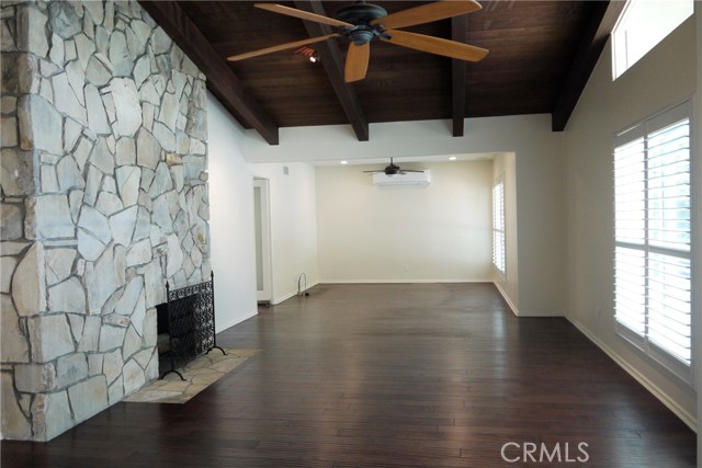 Detail Gallery Image 19 of 48 For 4127 Lanterman, La Canada Flintridge,  CA 91011 - 3 Beds | 2/1 Baths
