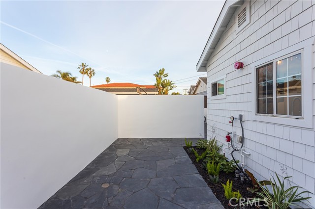 216 Avenue A, Redondo Beach, California 90277, 3 Bedrooms Bedrooms, ,3 BathroomsBathrooms,Residential,Sold,Avenue A,OC22260511