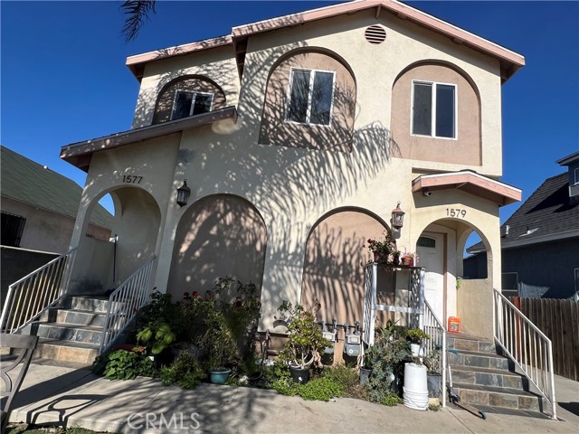 Detail Gallery Image 2 of 20 For 1577 E 51st, Los Angeles,  CA 90011 - 4 Beds | 2 Baths