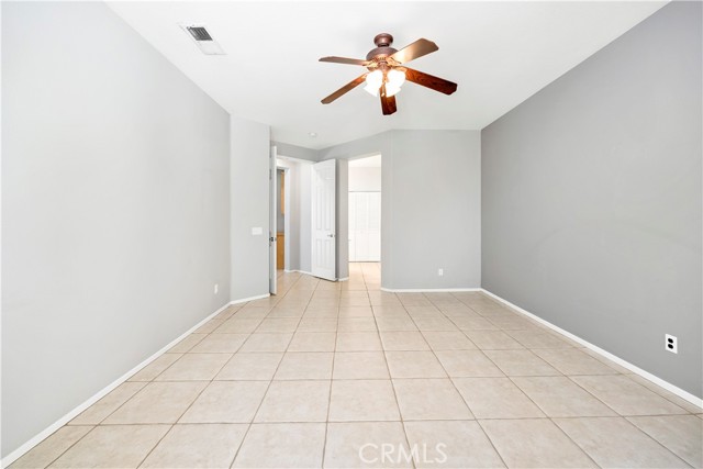 14716 Grandview Drive, Moreno Valley CA: https://media.crmls.org/medias/f1e39fda-af89-402c-b4f6-29bb4551ec2a.jpg