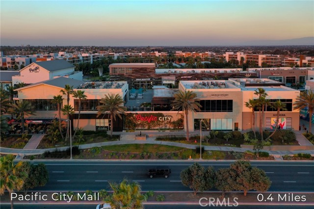 414 Main St., Huntington Beach CA: https://media.crmls.org/medias/f1e3a650-5d78-4b98-937f-fa0fcefde361.jpg