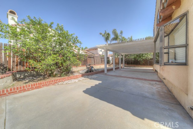 15576 Carmel Verde Lane, Moreno Valley CA: https://media.crmls.org/medias/f1e422ee-1c6f-472a-afda-96f503ca3edf.jpg