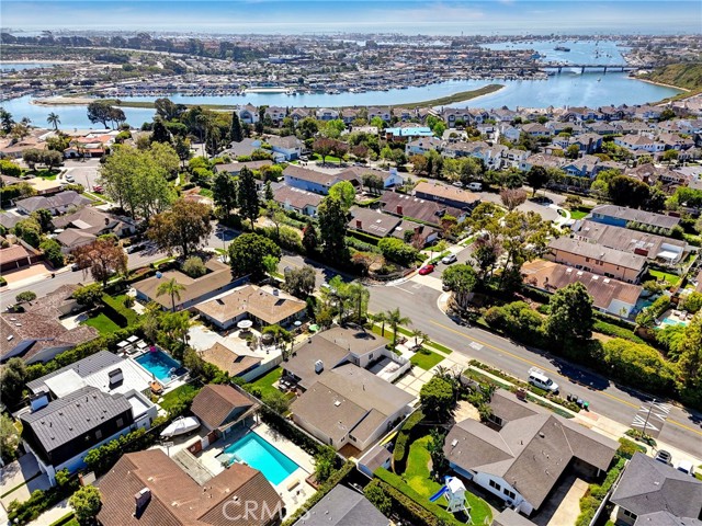 Detail Gallery Image 44 of 48 For 1112 Westcliff Dr, Newport Beach,  CA 92660 - 4 Beds | 4 Baths