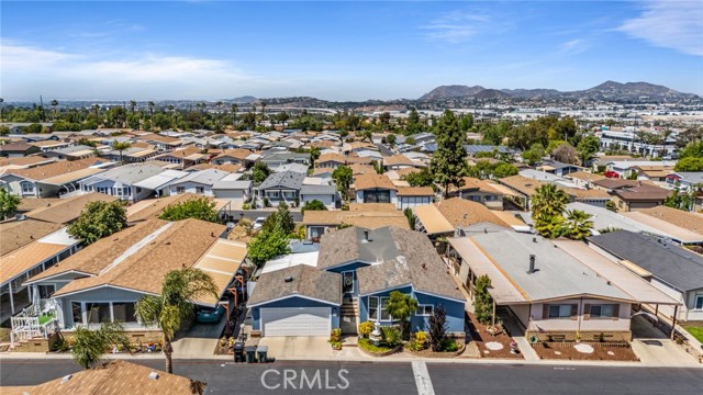 1550 Rimpau Avenue, Corona CA: https://media.crmls.org/medias/f1e55ba8-e1eb-4b31-a156-1cf2554964c5.jpg