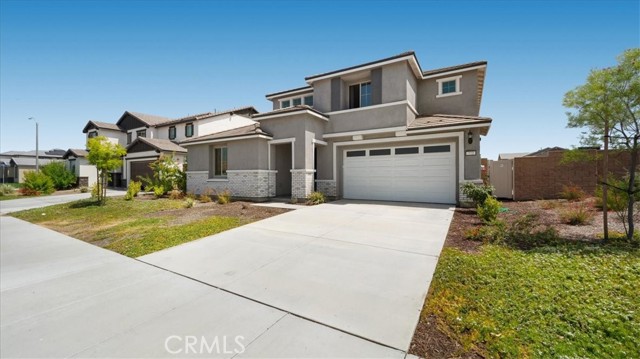 Image 1 of 40 For 773 Pinehurst Street
