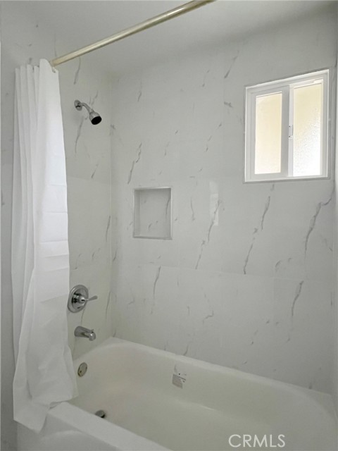 Detail Gallery Image 10 of 13 For 1102 Larimore Ave #9,  La Puente,  CA 91744 - 2 Beds | 1 Baths