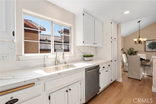 2514 Gates Avenue, Redondo Beach, California 90278, 3 Bedrooms Bedrooms, ,2 BathroomsBathrooms,Residential,Sold,Gates,SB22086525