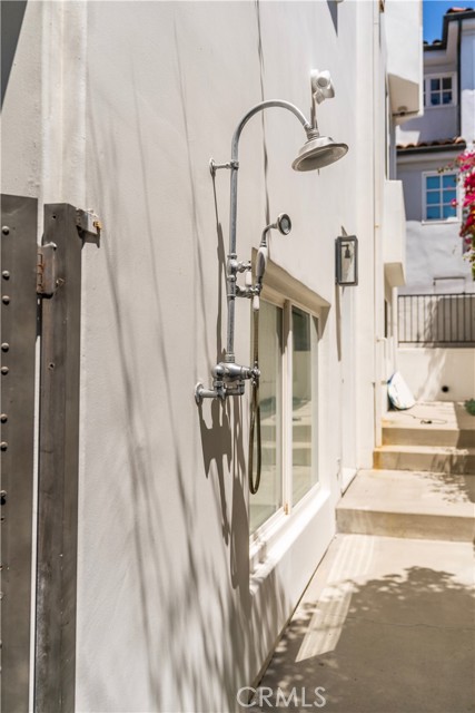 300 19TH Street, Manhattan Beach CA: https://media.crmls.org/medias/f1ea0ba6-eb64-4e20-b544-925544c7a93a.jpg