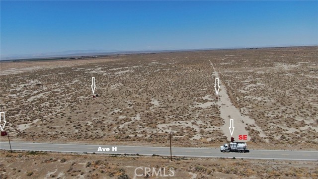 10900 Avenue H, Lancaster CA: https://media.crmls.org/medias/f1ea19a2-2bba-421a-9dfd-9a564e505e47.jpg