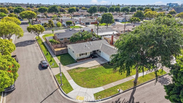 Detail Gallery Image 2 of 37 For 4200 W West, Fullerton,  CA 92833 - 3 Beds | 2 Baths