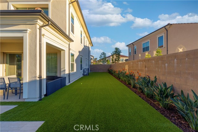 Detail Gallery Image 70 of 74 For 63 Longchamp, Irvine,  CA 92602 - 4 Beds | 3/1 Baths