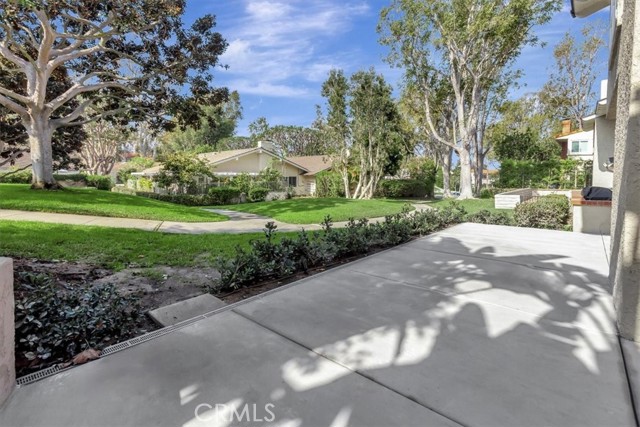 Detail Gallery Image 28 of 29 For 2773 Vista Umbrosa, Newport Beach,  CA 92660 - 3 Beds | 2/1 Baths