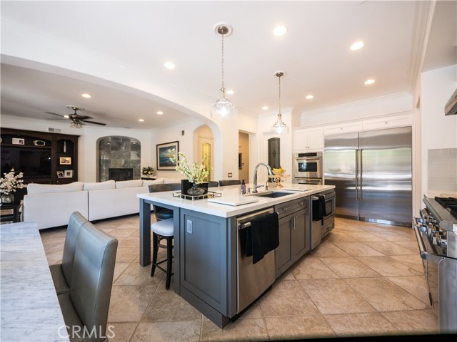 Image 6 of 46 For 22449 Leisure Drive