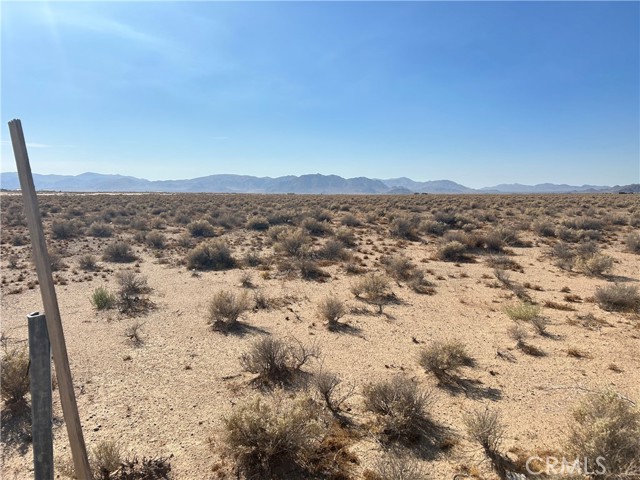 Detail Gallery Image 6 of 6 For 1 Cherokee Trl, Lucerne Valley,  CA 92356 - – Beds | – Baths